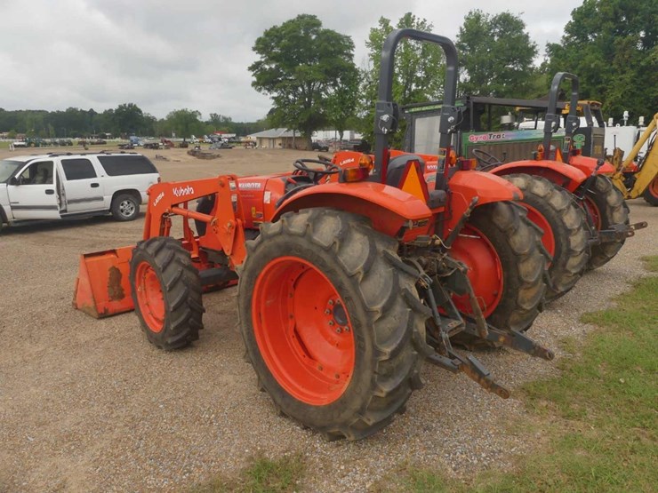 2023-kubota-m7060hd-image-5