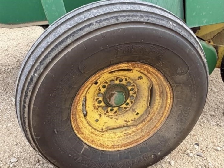 john-deere-435-image-6