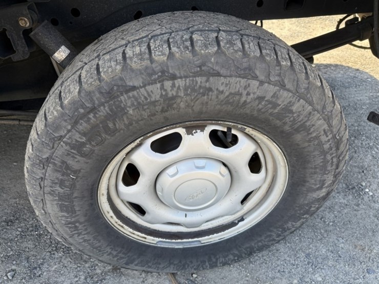 2013-ford-f150-image-17