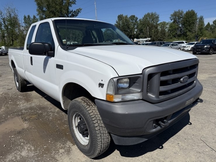2002-ford-f250-xl-image-2