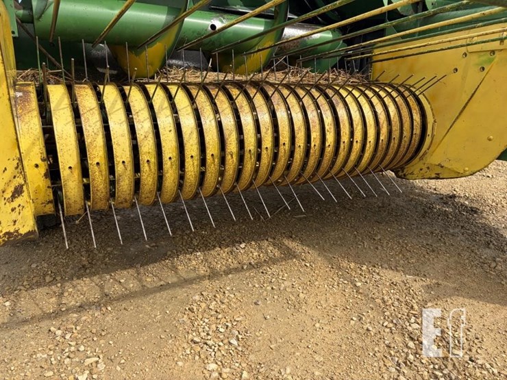 john-deere-327-image-5