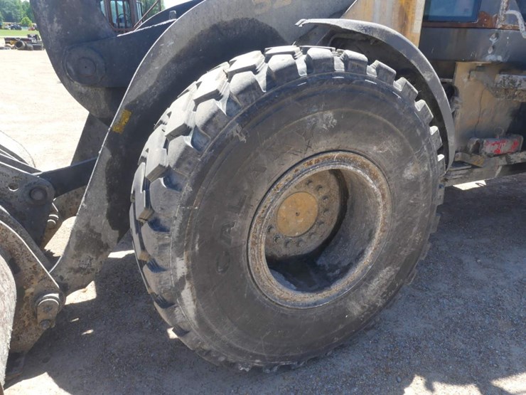 deere-524k-image-7