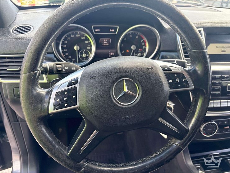 2014-mercedes-benz-gl450-image-12