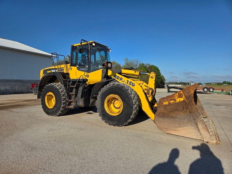 2018-komatsu-wa380-image-2