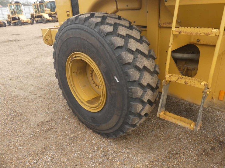 2006-caterpillar-928gz-image-13