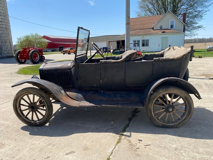 1916-ford-model-t-image-6