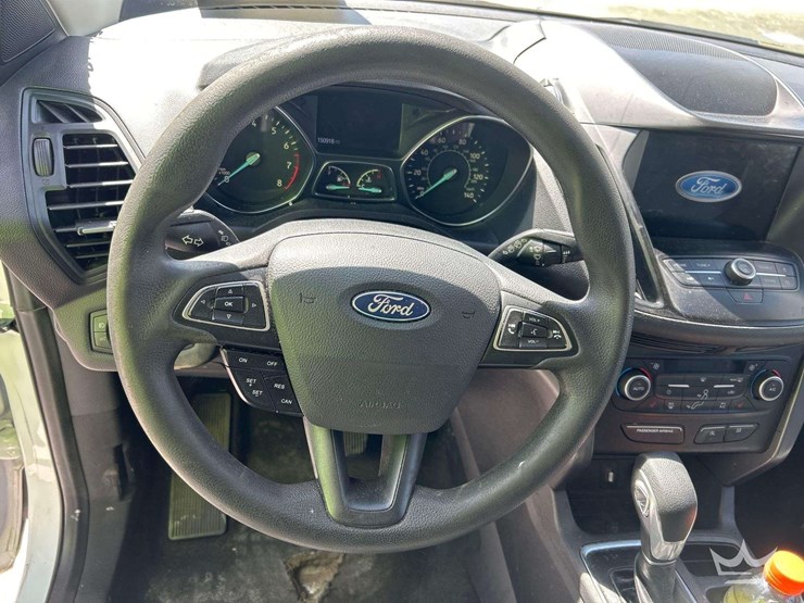 2019-ford-escape-image-11
