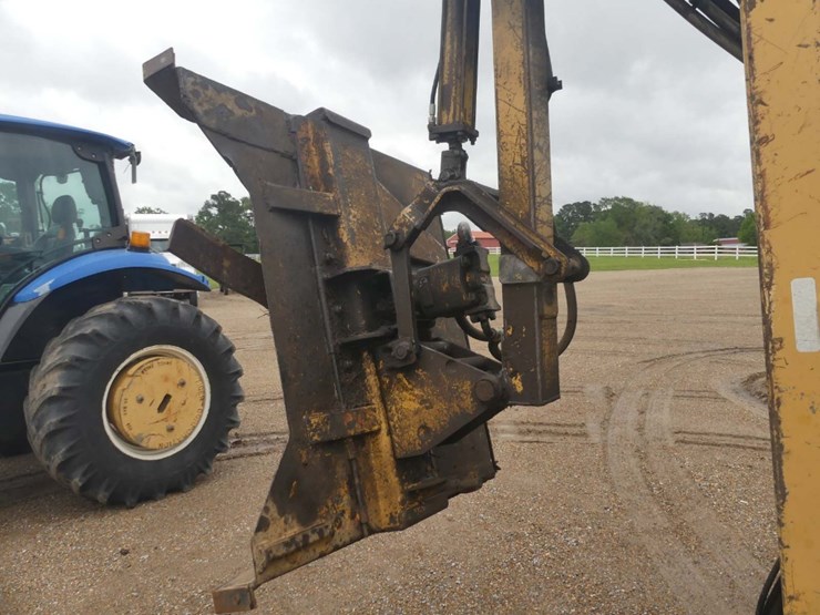 2006-new-holland-ts110a-image-9