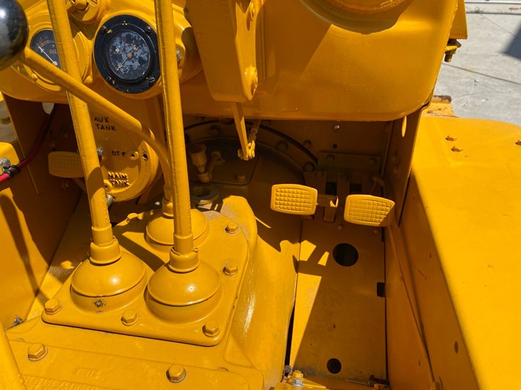 caterpillar-22-image-22