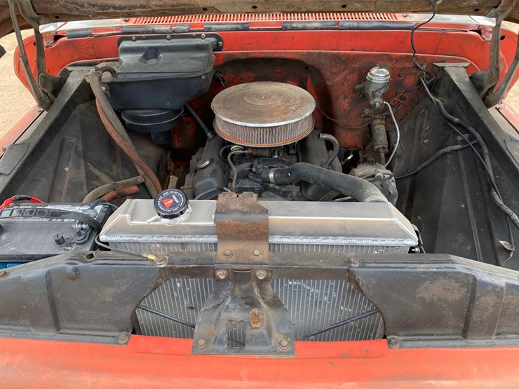 1963-chevrolet-suburban-image-33