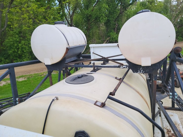 wilmar-765-sprayer-w/sprayer-trailer-image-71