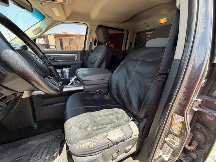 2014-dodge-2500-image-11