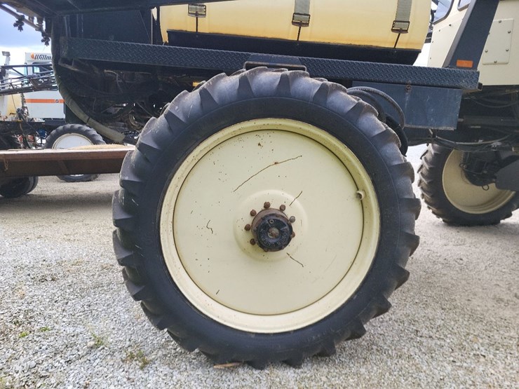 wilmar-7400-sprayer-image-31