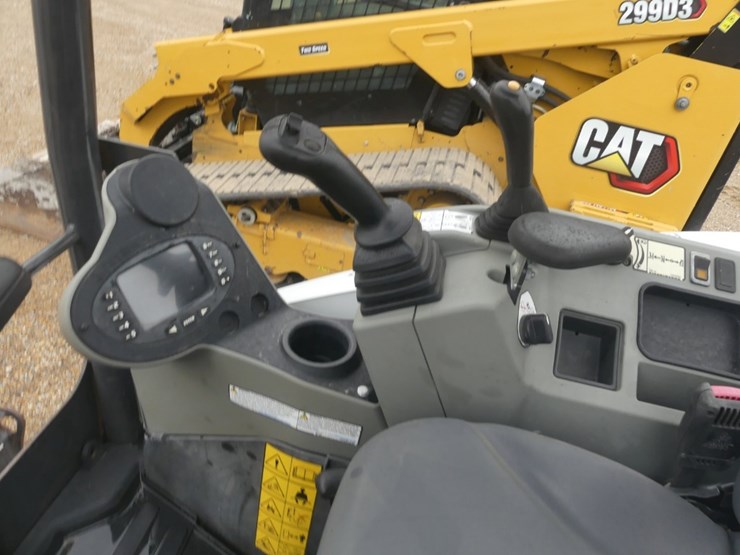 2022-bobcat-e26-image-11