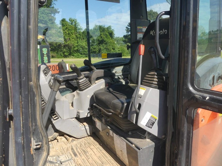 2017-kubota-kx057-4-image-10