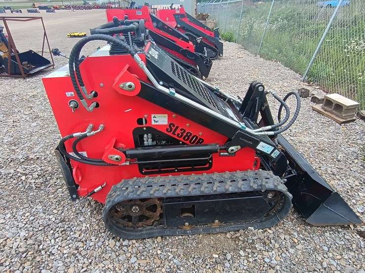 #24716-•-2025-future-380r-mini-skid-steer-image-1