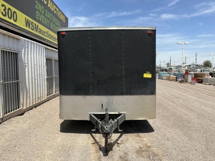 2013-lgs-85x20-enclosed-trailer-image-3