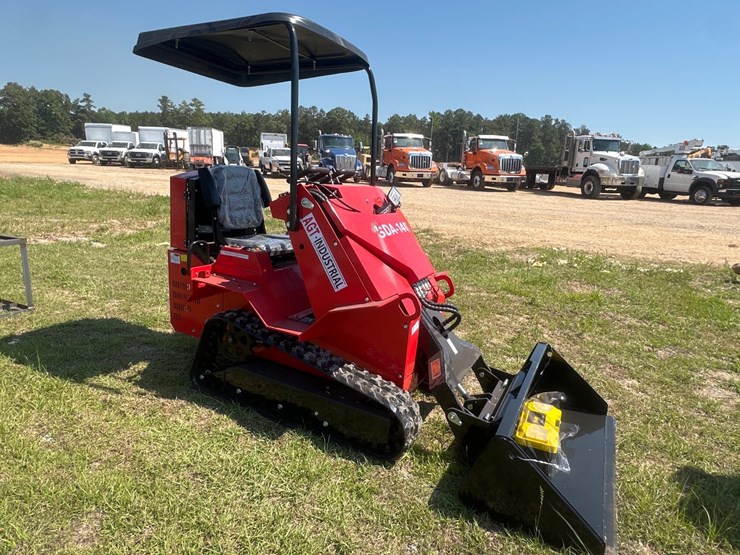 #20695-•-new-agt-sda-140t-mini-skid-steer-image-3