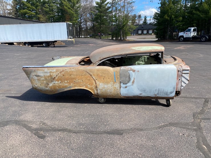 #110-•-1957-chevy-belair-2-door-hardtop-body-parts-(no-title)-(schofield,-wi)-image-6