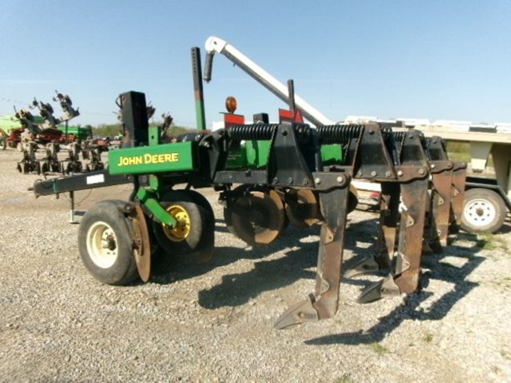2003-john-deere-2100-image-8