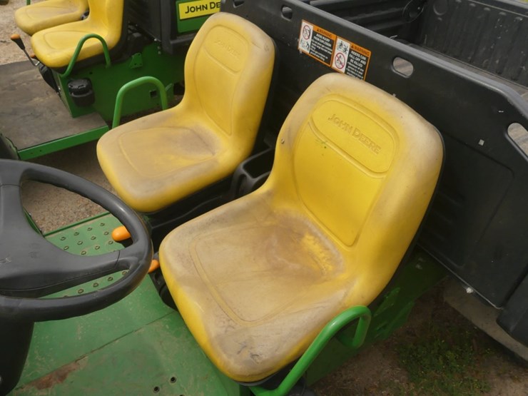 2024-john-deere-gator-image-7