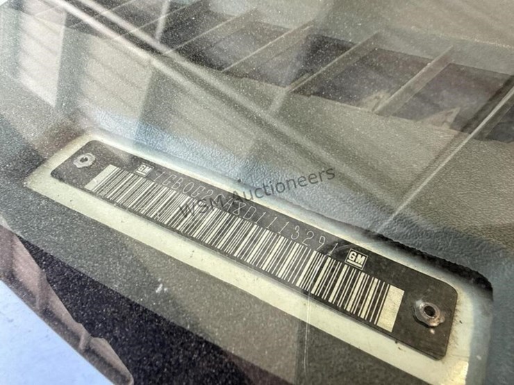 2013-chevrolet-express-3500-image-15