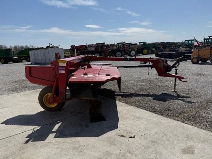 2015-new-holland-7230-discbine-image-43