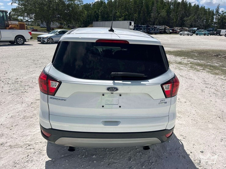 2019-ford-escape-image-20