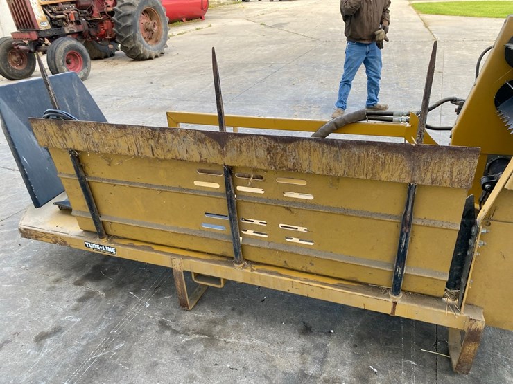 tubeline-3810-bale-boss-skidsteer-bale-chopper-image-15