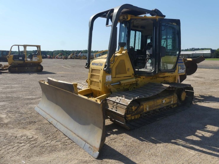 2013-komatsu-d39px-23-image-1