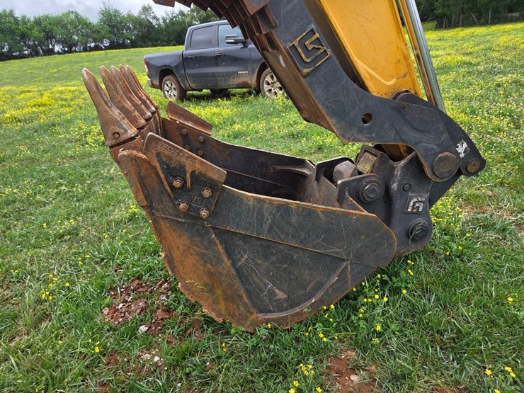 2022-liugong-excavator---only-318-hours-image-33