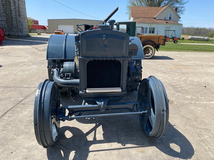 1926-case-12-20-cross-engine-gasoline-tractor-image-2