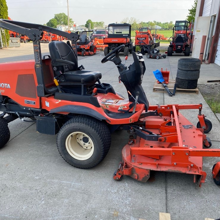 KUBOTA F3990