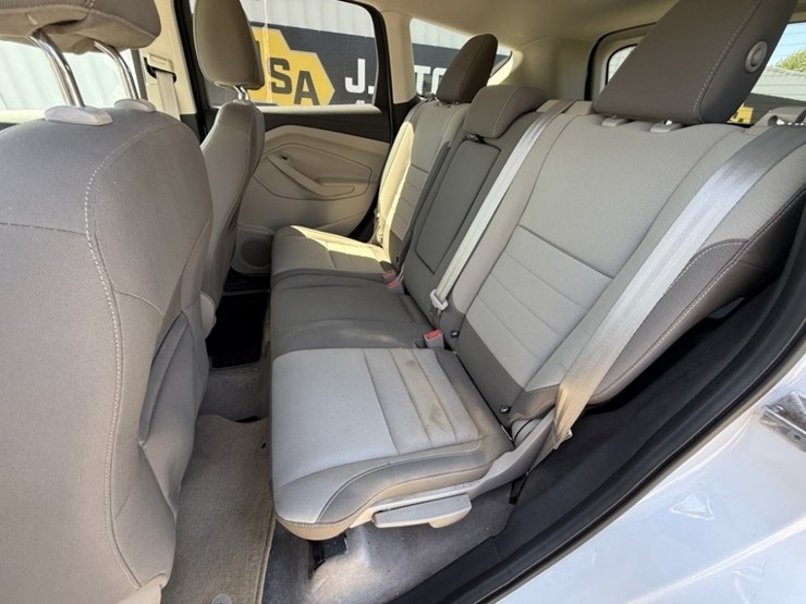 2013-ford-escape-image-21