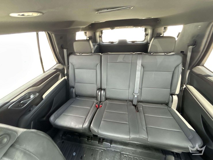 2024-chevrolet-tahoe-image-18
