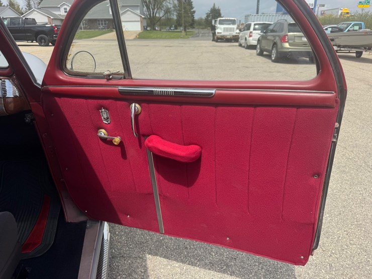 #106-•-1947-dodge-2-door-coupe-(has-wi-title)-(neenah,-wi)-image-90
