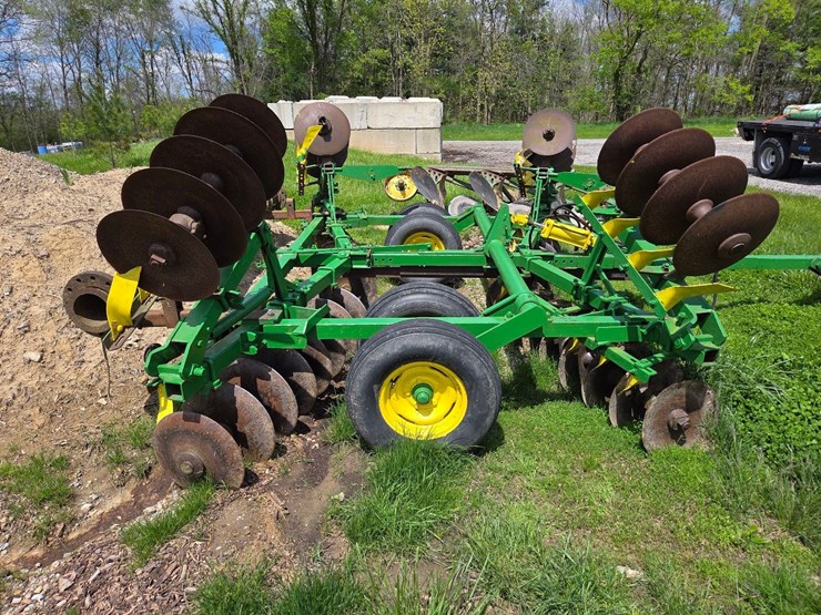 13'-jd-disc-image-9
