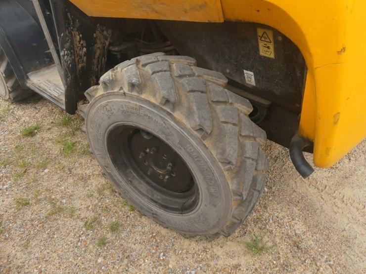 jcb-515-40-image-5