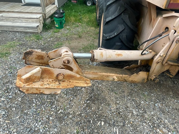 jcb-1550b-image-12