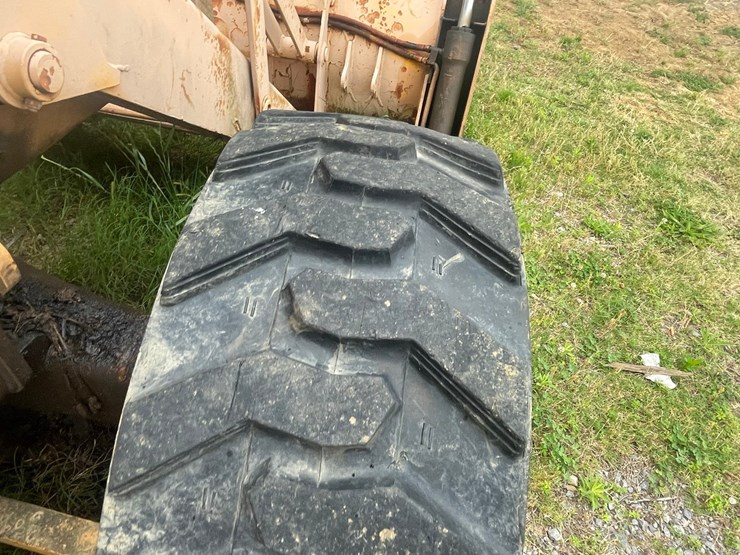 jcb-1550b-image-27