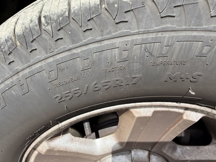 2004-ford-f150-image-17