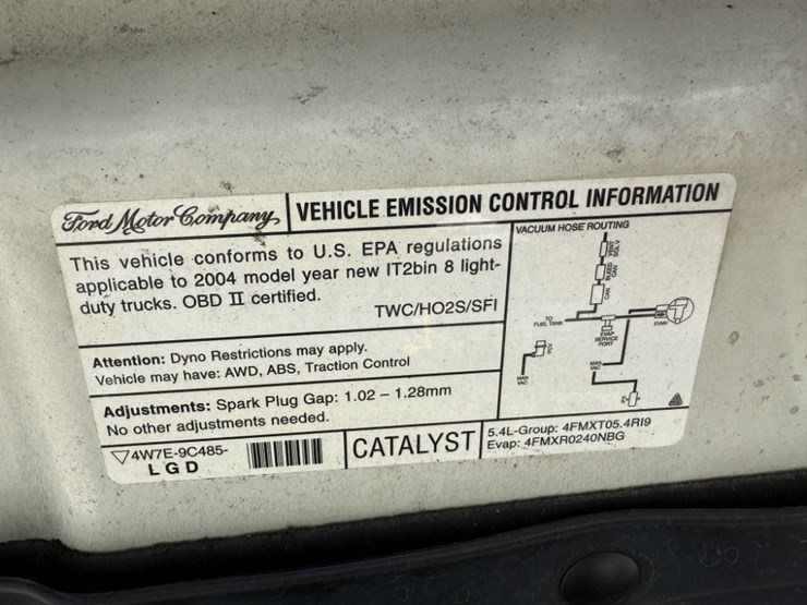 2004-ford-f150-image-15