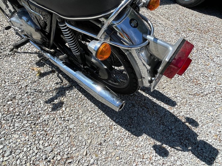 #136-•-1977-triumph-motorcycle-(has-wi-title)-(waupun,-wi)-image-12