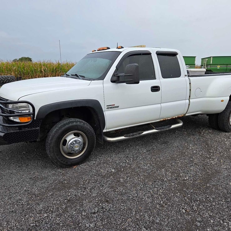 2001 CHEVROLET 3500