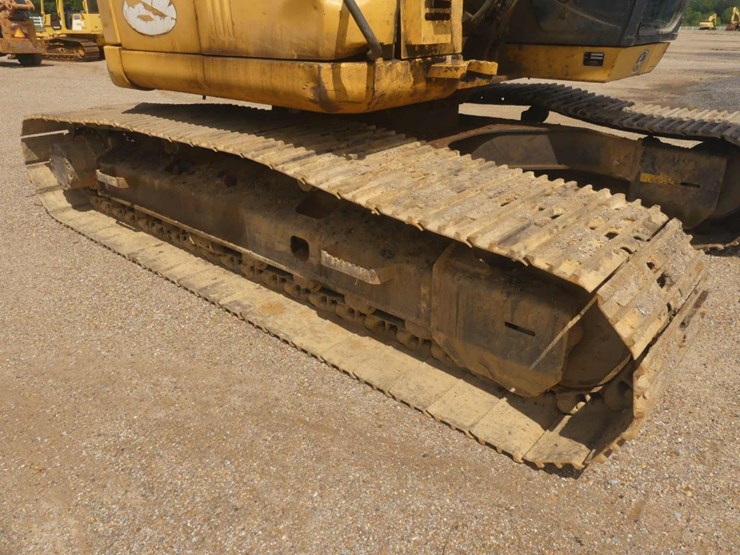 2014-deere-225d-lc-image-8
