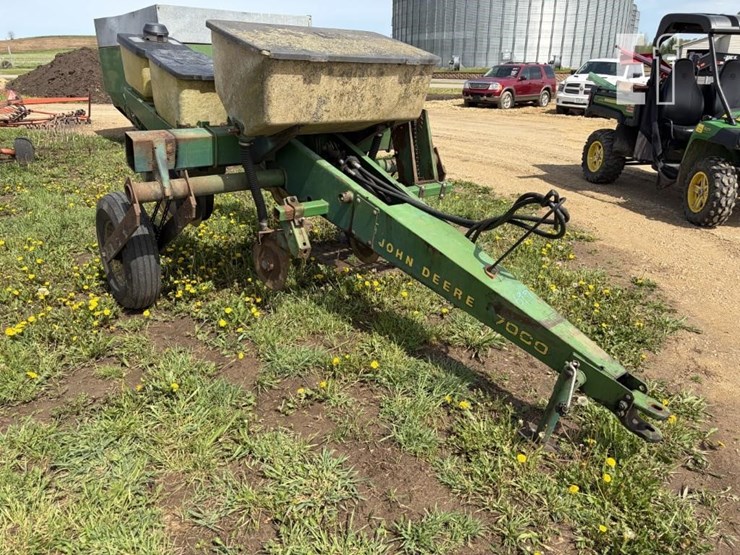 john-deere-7000-image-4