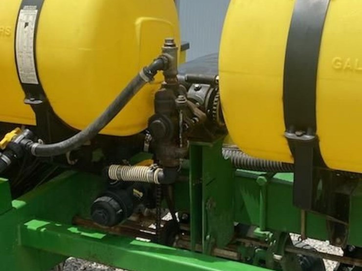 john-deere-1750-image-7