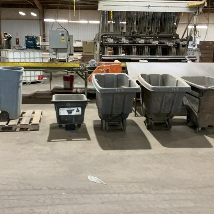#164 • Poly Carts and Trash Cans