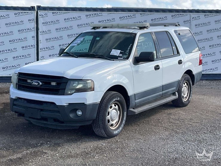 2015-ford-expedition-image-1
