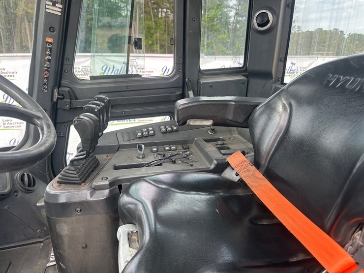 2019-hyundai-70d-9-image-10